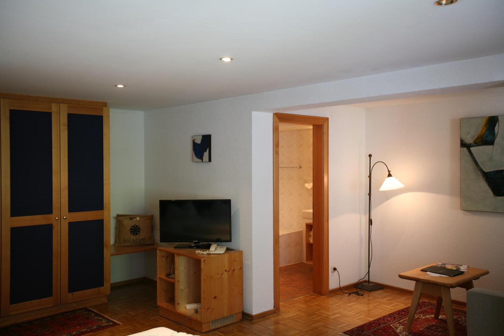 Bio-Hotel Saladina Gaschurn Cameră foto